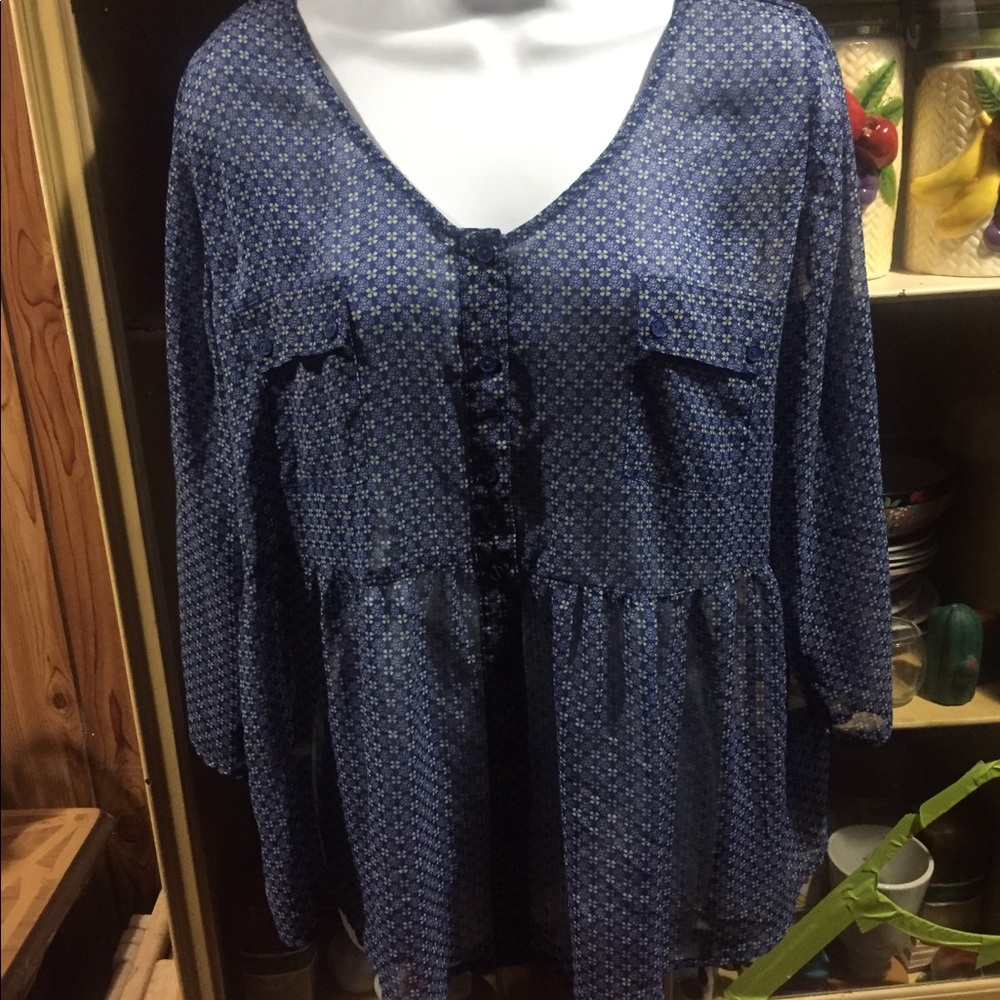 Mossimo floral peplum blouse. XL